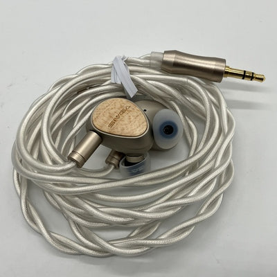 【中古】Que【秋葉原】