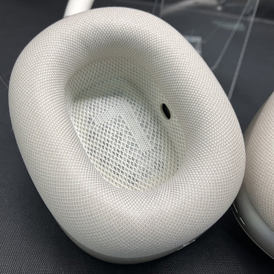 【中古】AirPods Max(USB-C) MWW53ZA/A スターライト【秋葉原】