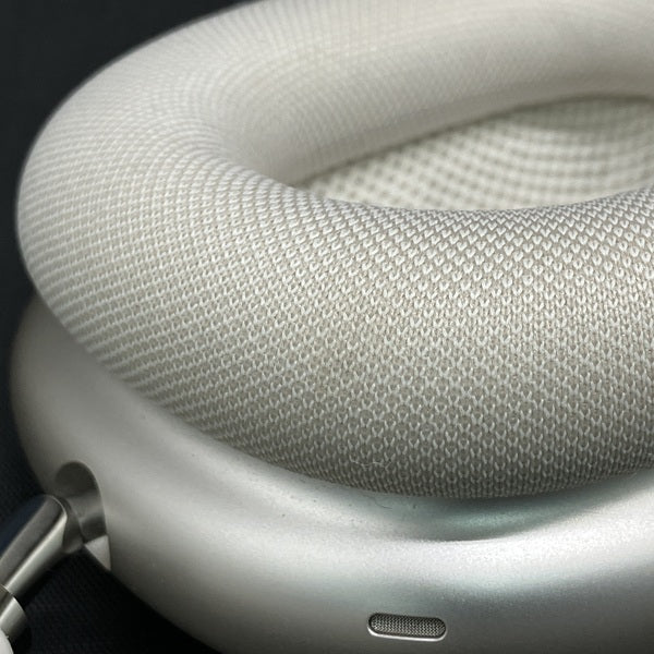 【中古】AirPods Max(USB-C) MWW53ZA/A スターライト【秋葉原】