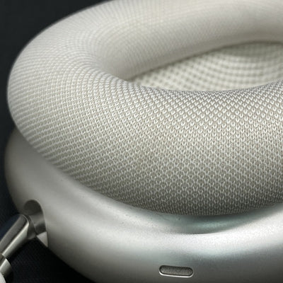 【中古】AirPods Max(USB-C) MWW53ZA/A スターライト【秋葉原】
