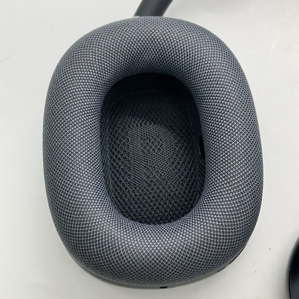 【中古】AirPods Max(USB-C) MWW43ZA/A ミッドナイト【秋葉原】