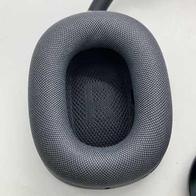 【中古】AirPods Max(USB-C) MWW43ZA/A ミッドナイト【秋葉原】