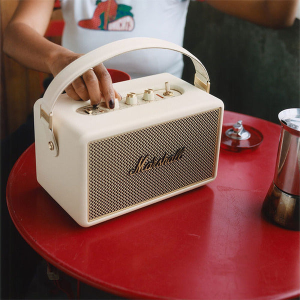新品 Marshall KILBURN 初代 キルバーン マーシャル Cream Marshall Kilburn (Cream) Portable Bluetooth® speaker at