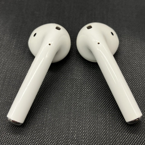 【中古】AirPods MMEF2JA【日本橋】