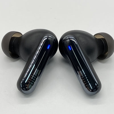 【中古】LIVE BEAM 3 ブラック【JBLLIVEBEAM3BLK】【秋葉原】