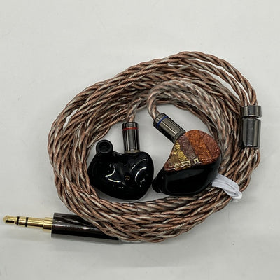 【中古】PERFORMER 8【日本橋】