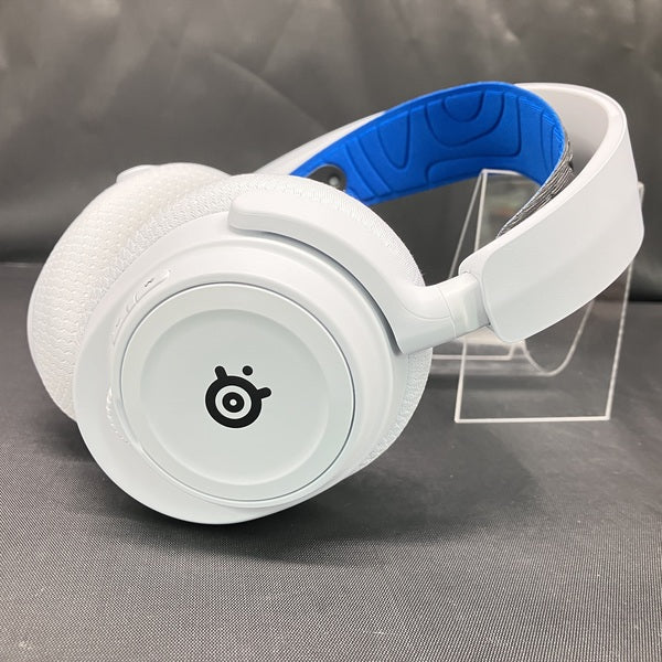 【中古】Arctis Nova 7P Wireless White 【61561J】【秋葉原】