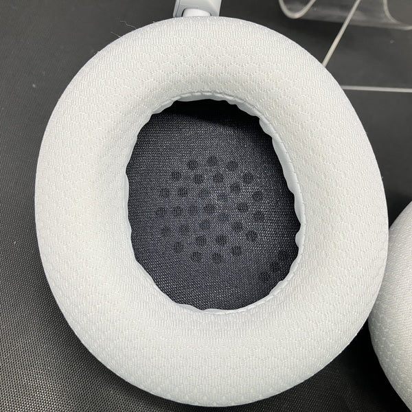 【中古】Arctis Nova 7P Wireless White 【61561J】【秋葉原】
