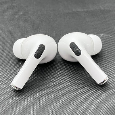 【中古】MagSafe充電ケース(USB-C)付きAirPods Pro(第2世代) MTJV3JA【秋葉原】
