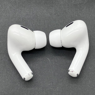 【中古】MagSafe充電ケース(USB-C)付きAirPods Pro(第2世代) MTJV3JA【秋葉原】