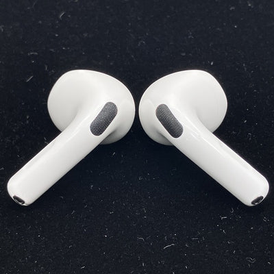 【中古】AirPods 4 MXP93J/A（アクティブノイズキャンセリング搭載）【名古屋】