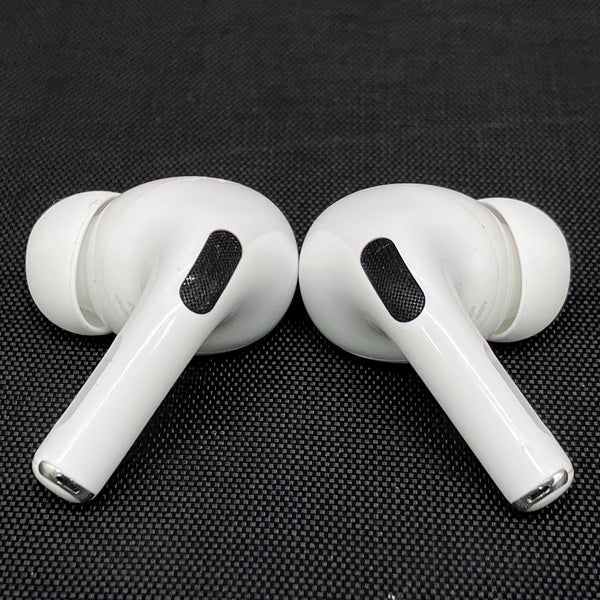 【中古】MagSafe充電ケース(USB-C)付きAirPods Pro(第2世代) MTJV3JA【秋葉原】