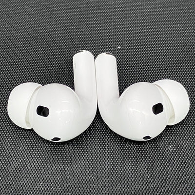 【中古】MagSafe充電ケース(USB-C)付きAirPods Pro(第2世代) MTJV3JA【秋葉原】