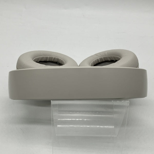 【中古】QuietComfort Ultra Headphones White Smoke【秋葉原】
