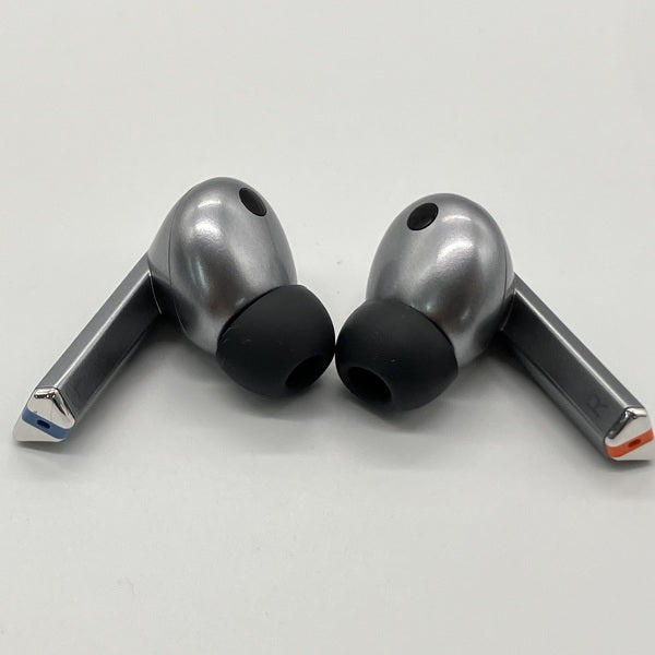 【中古】Galaxy Buds3 Pro シルバー 【SM-R630NZAAXJP】【秋葉原】