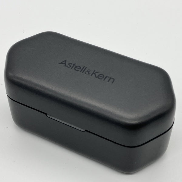 新品未開封　Astell&Kern AK UW100MKII イヤホン Astell&Kern