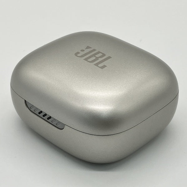 [中古]JBL LIVE FREE2 シルバー JBL 【中古】LIVE FREE 2 シルバー【JBLLIVEFREE2TWSSIL