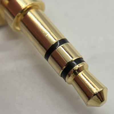 【中古】Nio 【64A-8434】【秋葉原】