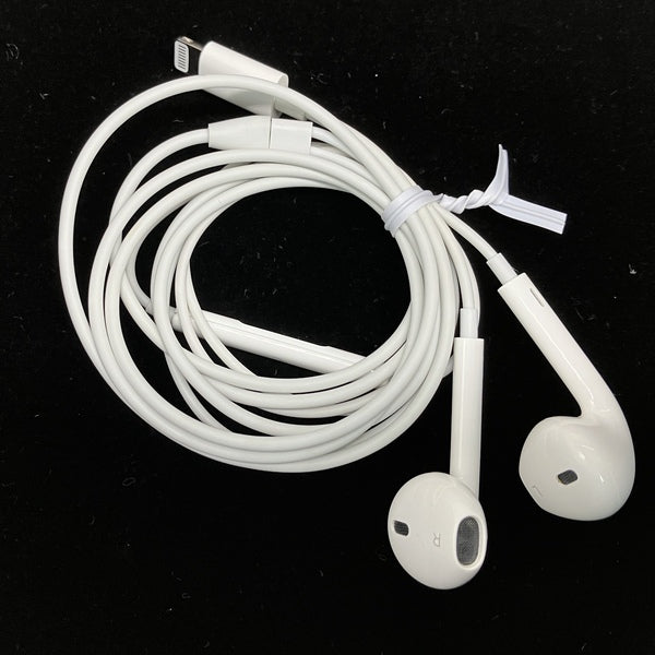 Apple 【中古】EarPods with Lightning Connector【秋葉原】 – e
