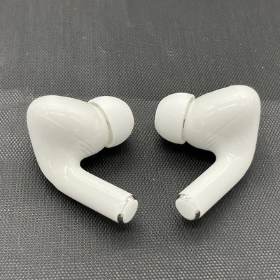 【中古】MagSafe充電ケース(USB-C)付きAirPods Pro(第2世代) MTJV3JA【秋葉原】