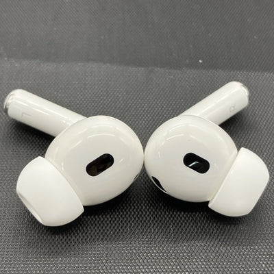 【中古】MagSafe充電ケース(USB-C)付きAirPods Pro(第2世代) MTJV3JA【秋葉原】