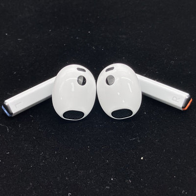 【中古】Galaxy Buds3 ホワイト 【SM-R530NZWAXJP】【秋葉原】