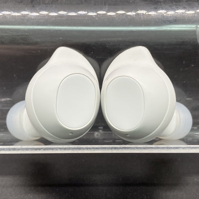 【中古】Galaxy Buds FE ホワイト 【SM-R400NZWAXJP】【秋葉原】