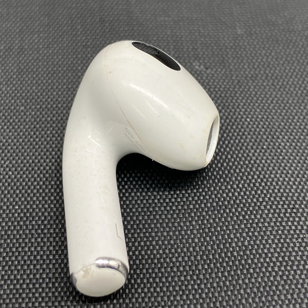 【中古】Apple AirPods (第3世代) 本体+左右イヤホン動作確認済 Apple 【中古】airpods R側(第3世代)【秋葉原】 – e☆イヤホン
