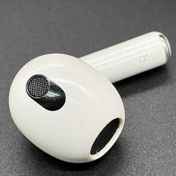 【中古】Apple AirPods (第3世代) 本体+左右イヤホン動作確認済 Apple 【中古】airpods R側(第3世代)【秋葉原】 – e☆イヤホン
