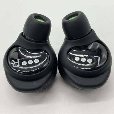 【中古】EchoBuds 第2世代（ワイヤレス対応充電ケース）【日本橋】