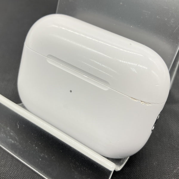 【中古】MagSafe充電ケース(USB-C)付きAirPods Pro(第2世代) MTJV3JA【秋葉原】