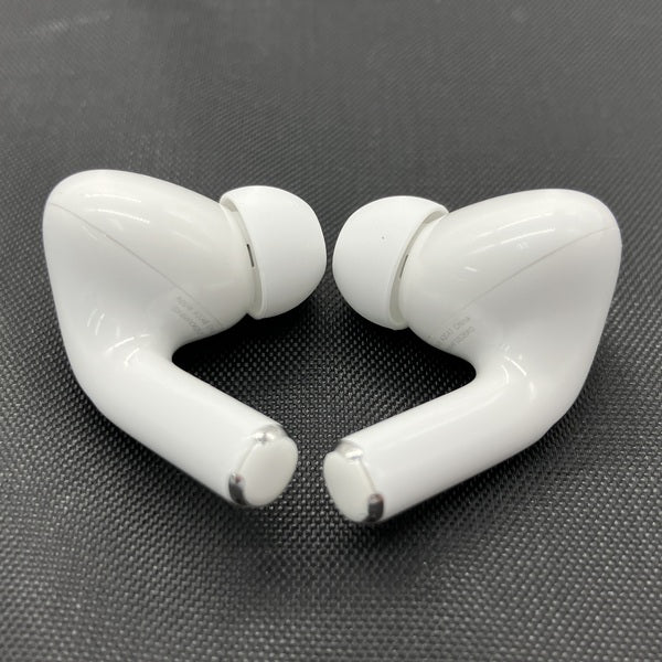 【中古】MagSafe充電ケース(USB-C)付きAirPods Pro(第2世代) MTJV3JA【秋葉原】