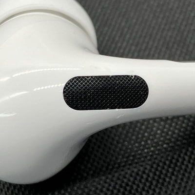 【中古】MagSafe充電ケース(USB-C)付きAirPods Pro(第2世代) MTJV3JA【秋葉原】
