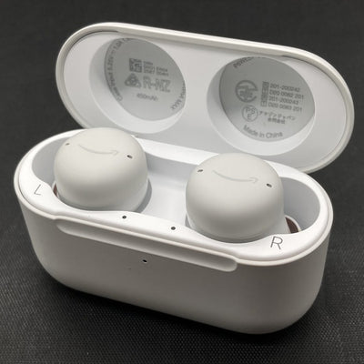 【中古】EchoBuds 第2世代（ワイヤレス非対応充電ケース）【秋葉原】