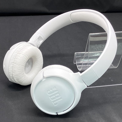 【中古】TUNE 520BT ホワイト【JBLT520BTWHT】【秋葉原】