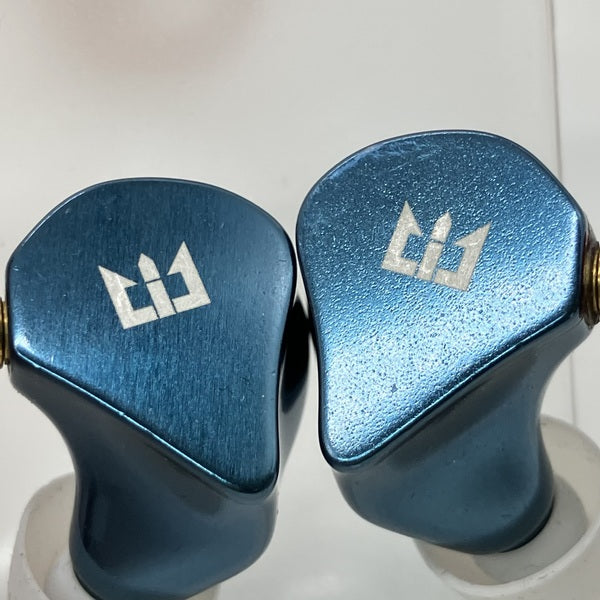 【中古】TRI-i4【日本橋】