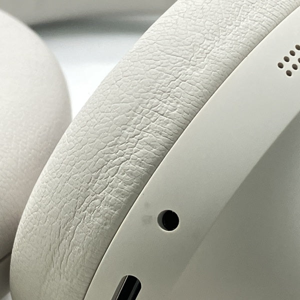 【中古】QuietComfort Ultra Headphones White Smoke【日本橋】