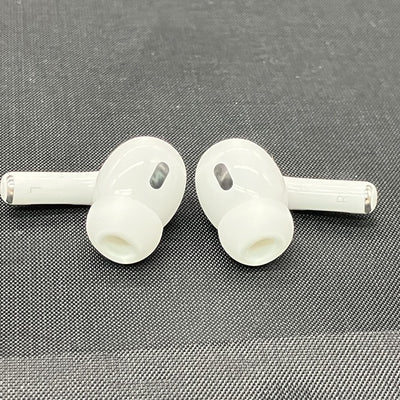 【中古】MagSafe充電ケース(USB-C)付きAirPods Pro(第2世代) MTJV3JA【秋葉原】