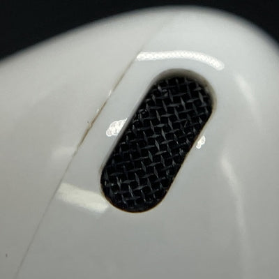 【中古】MagSafe充電ケース(USB-C)付きAirPods Pro(第2世代) MTJV3JA【秋葉原】