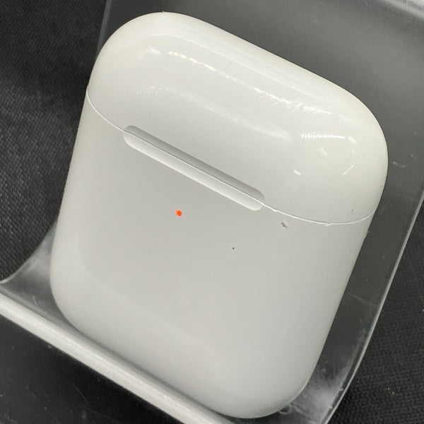 【エアーポッズ専用純正アクセサリー】 ホワイト MR8U2J/A Apple 【中古】Wireless Charging Case for AirPods MR8U2J/A