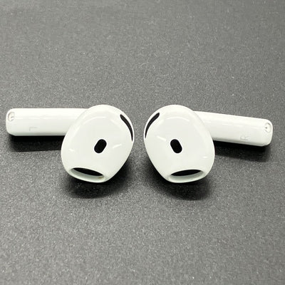 【中古】AirPods 4 MXP93J/A（アクティブノイズキャンセリング搭載）【秋葉原】