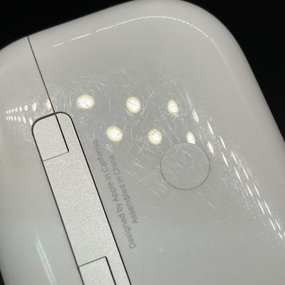 【中古】MagSafe充電ケース(USB-C)付きAirPods Pro(第2世代) MTJV3JA【秋葉原】