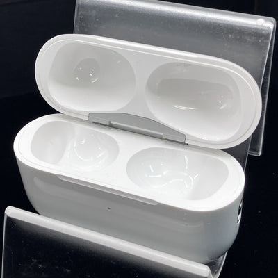 【中古】AirPods Pro (第2世代) 充電ケース (Lightning)【秋葉原】