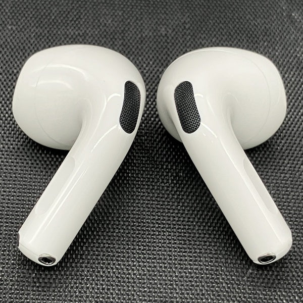 【中古】AirPods 4 MXP93J/A（アクティブノイズキャンセリング搭載）【日本橋】