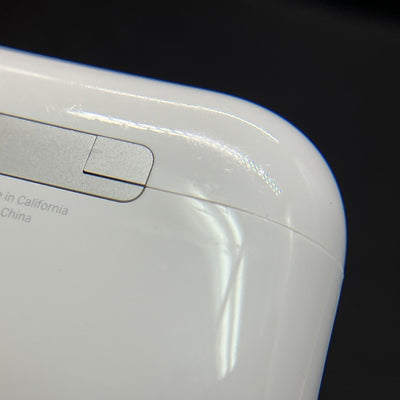 【中古】MagSafe充電ケース(USB-C)付きAirPods Pro(第2世代) MTJV3JA【日本橋】