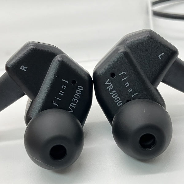 final 【中古】VR3000 for Gaming 【FI-VR3DPLMB】【秋葉原