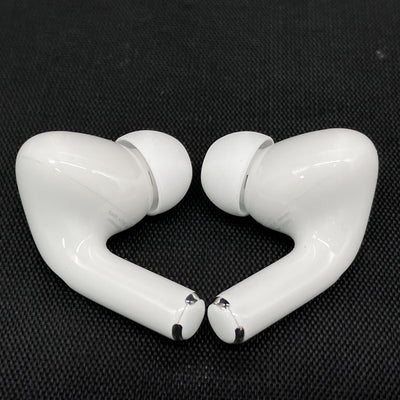 【中古】MagSafe充電ケース(USB-C)付きAirPods Pro(第2世代) MTJV3JA【秋葉原】