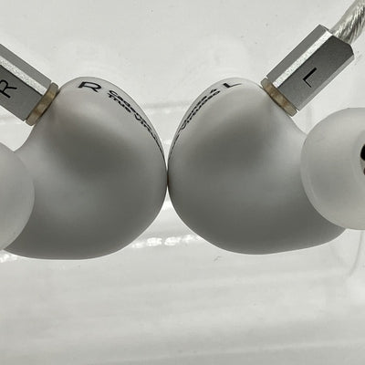 【中古】Cadenza 4【日本橋】