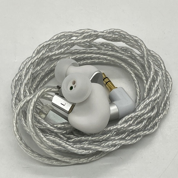 【中古】Cadenza 4【日本橋】