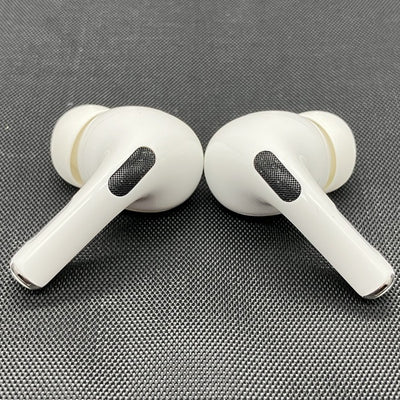 【中古】MagSafe充電ケース(USB-C)付きAirPods Pro(第2世代) MTJV3JA【日本橋】